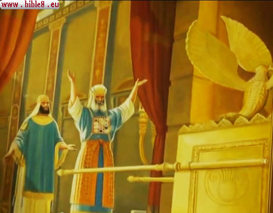 Talk to the Lord through the Urim and Thummim was a whole ritual. The high priest stood up to the border of the Holy of Holies, held up his hand. Behind him, without going abroad, the Holy of Holies, became king. The king was asking God for something without saying it out loud. The high priest did not know and had not heard what the king asks . He just lowered his eyes to the chest Amice seen any letters light up one after the other in the scapular: there were 12 names of the tribes of Israel. He read and give an answer to the king. 